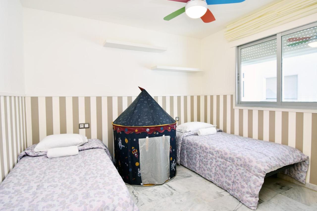 푸엔히롤라 Apartamento De La Croix 아파트 외부 사진